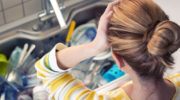 женщина или посудомоечная машина со стажем